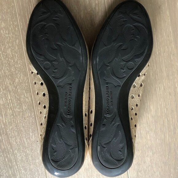 Donald J Pliner Peep-Toe Shoes Matte Gold Size 9.5 - Picture 6 of 8